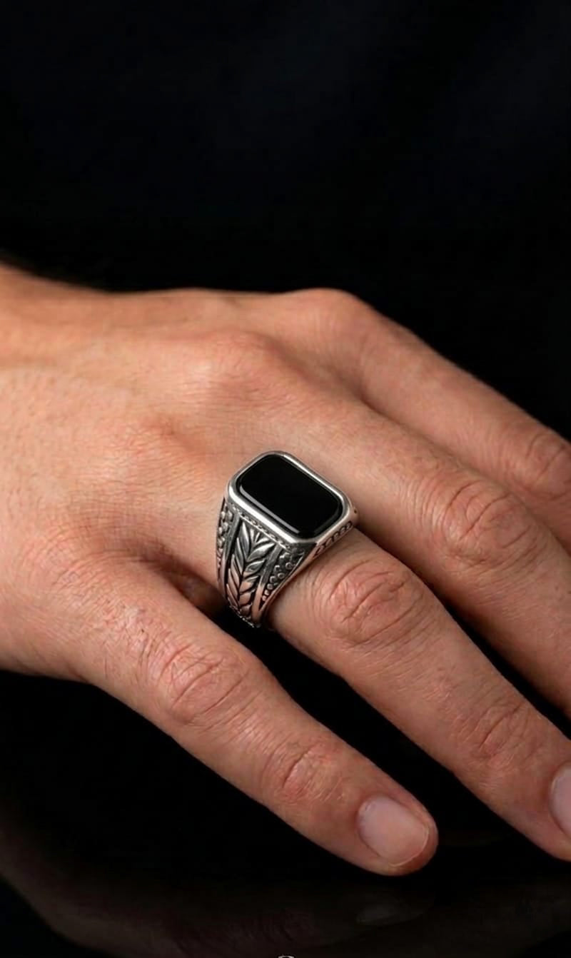 Silver Leaf Signet Ring