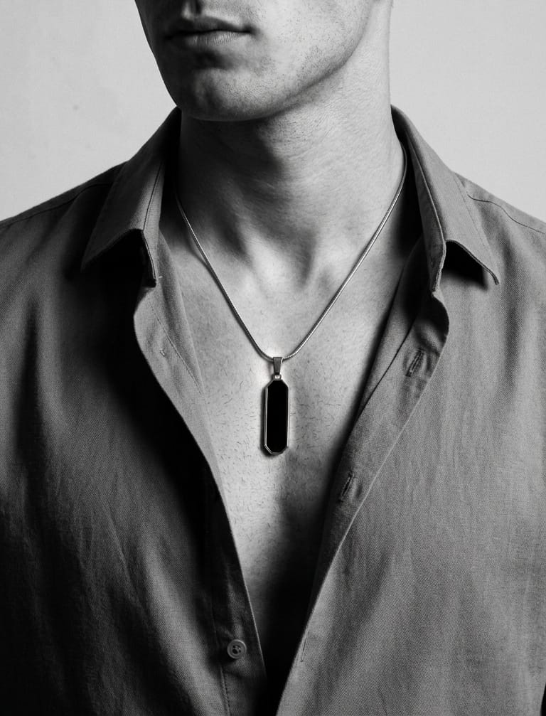 Onyx Pendant Chain